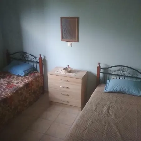 τakis House * Asfendiou
